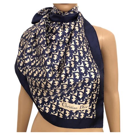 Foulards Dior femme occasion 